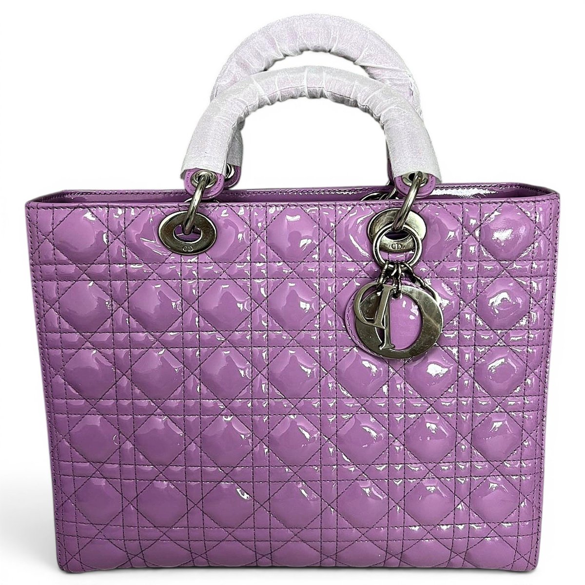 Lady Dior patent leather handbag