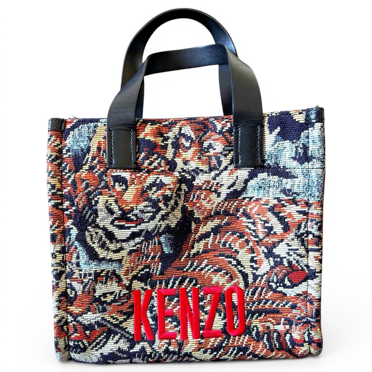 Tiger cloth tote