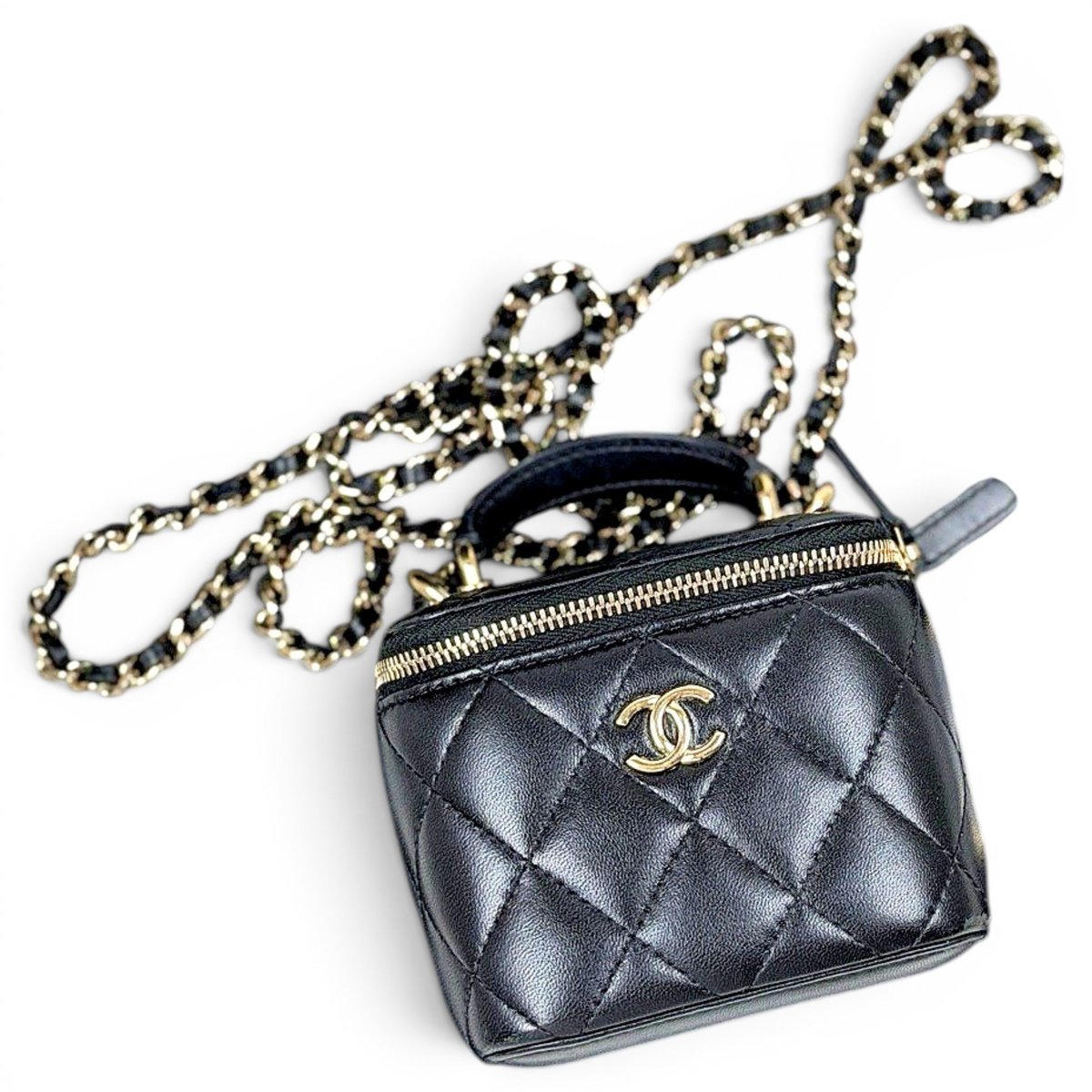 Trendy CC Vanity leather handbag