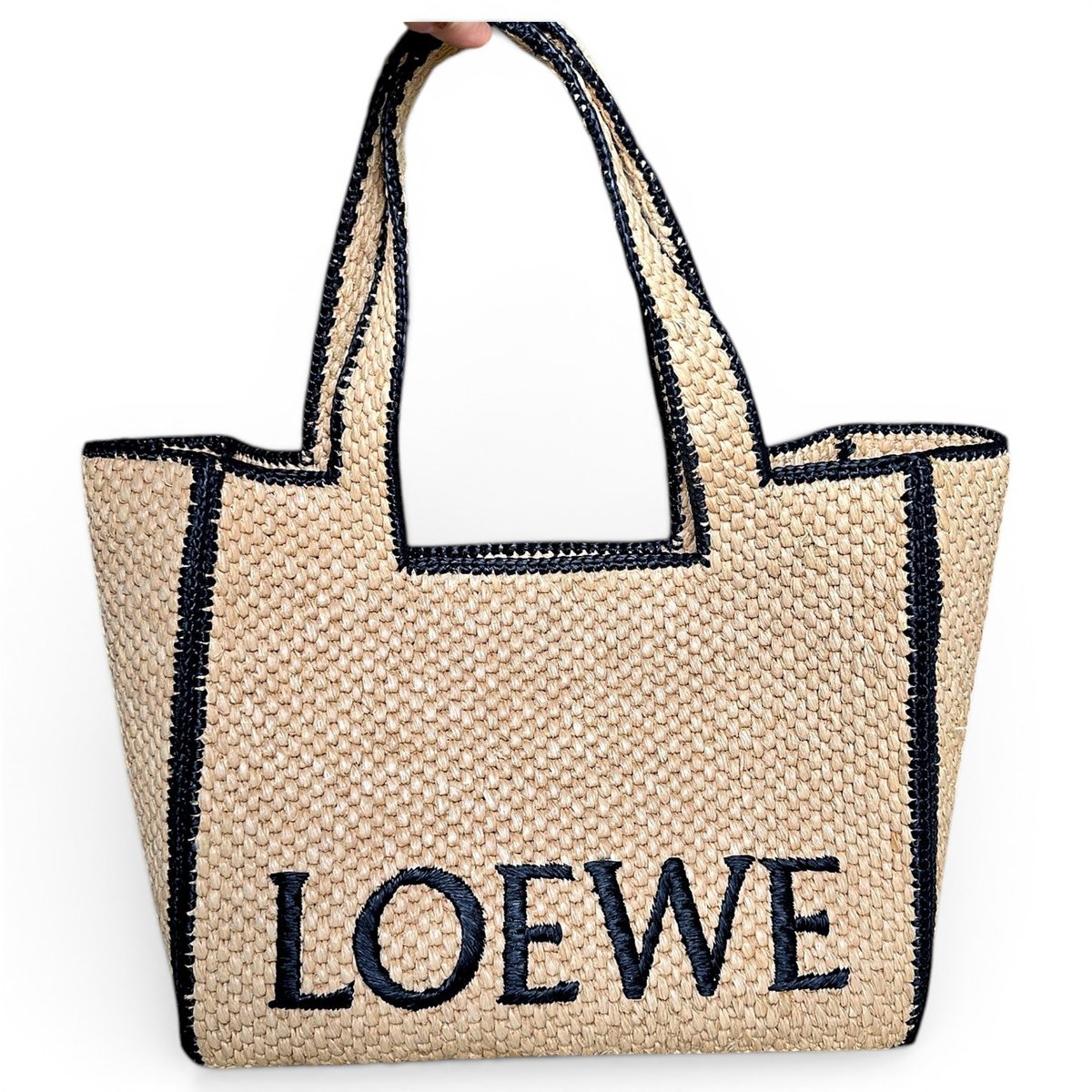 Font handbag
