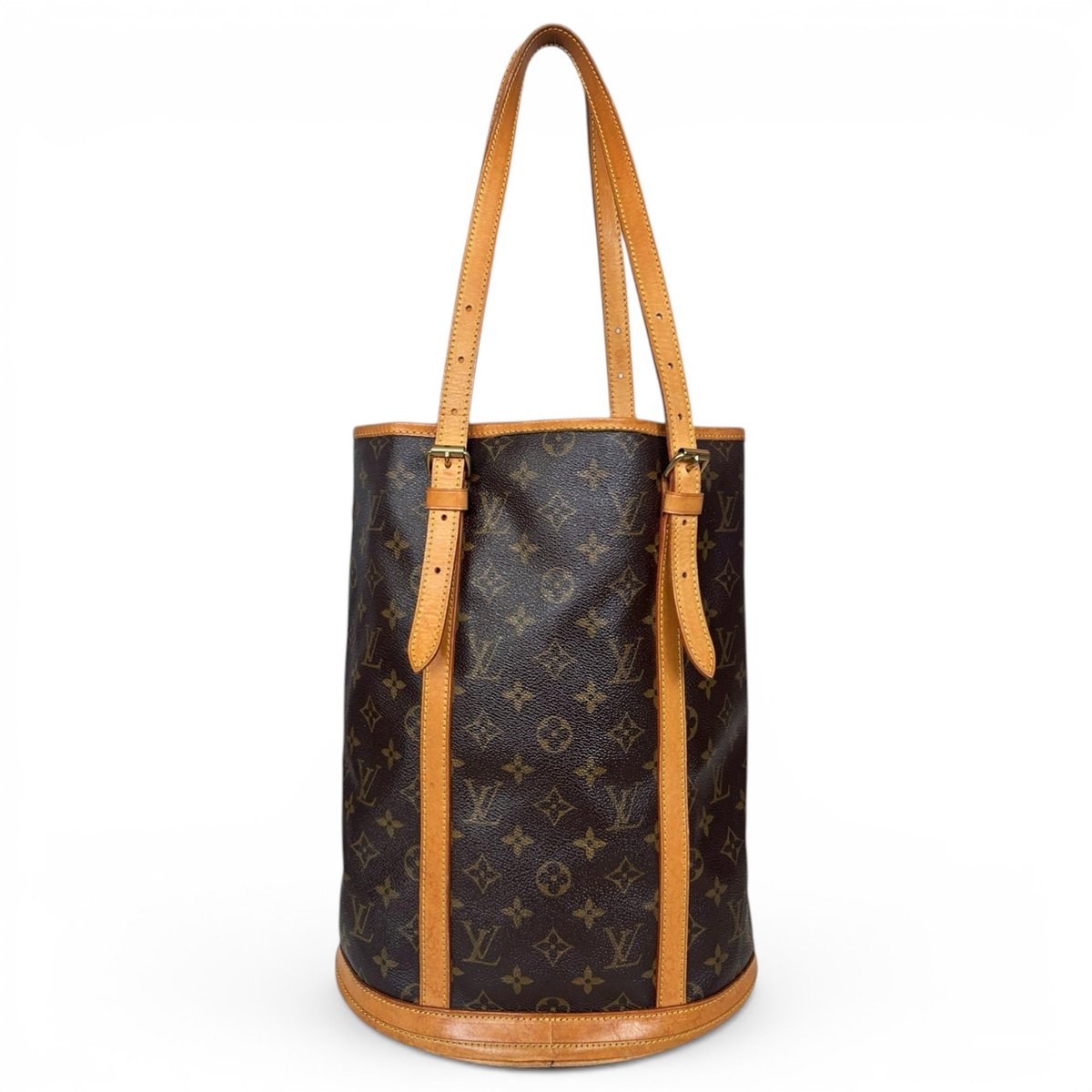 Bucket leather tote