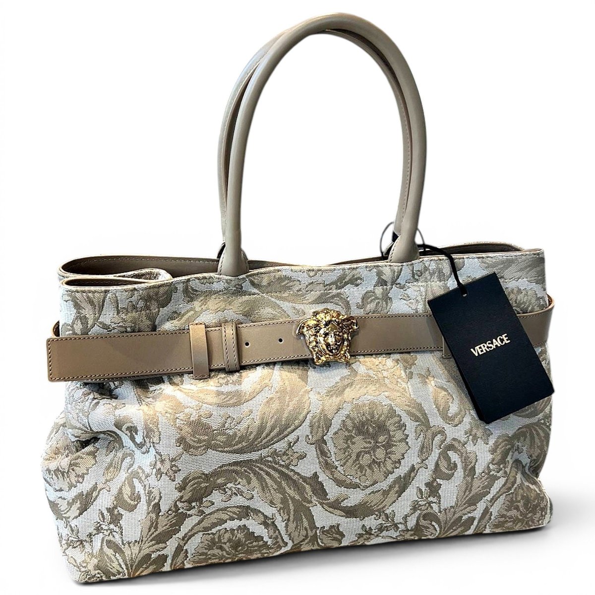 La Medusa cloth tote