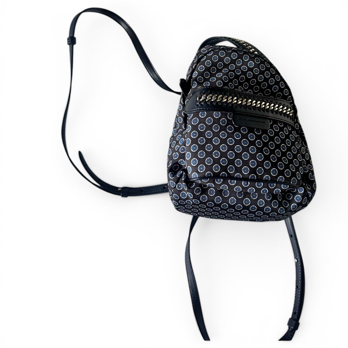 Falabella Go backpack