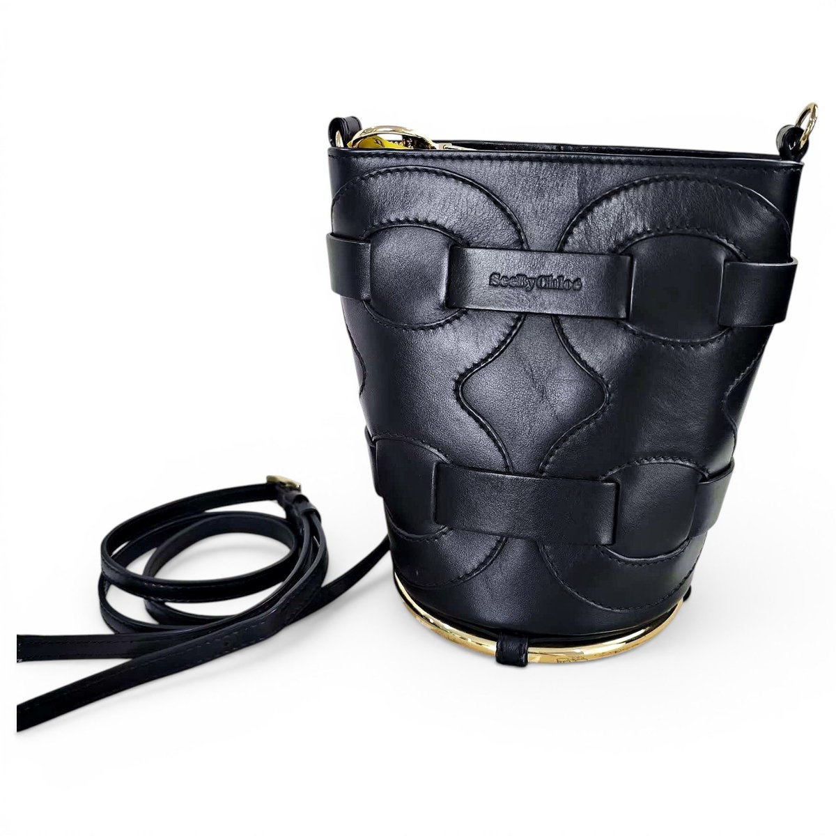 Leather handbag