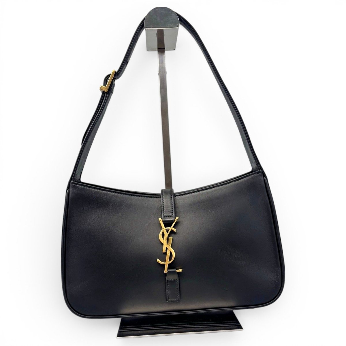 Le 5 à 7 leather handbag