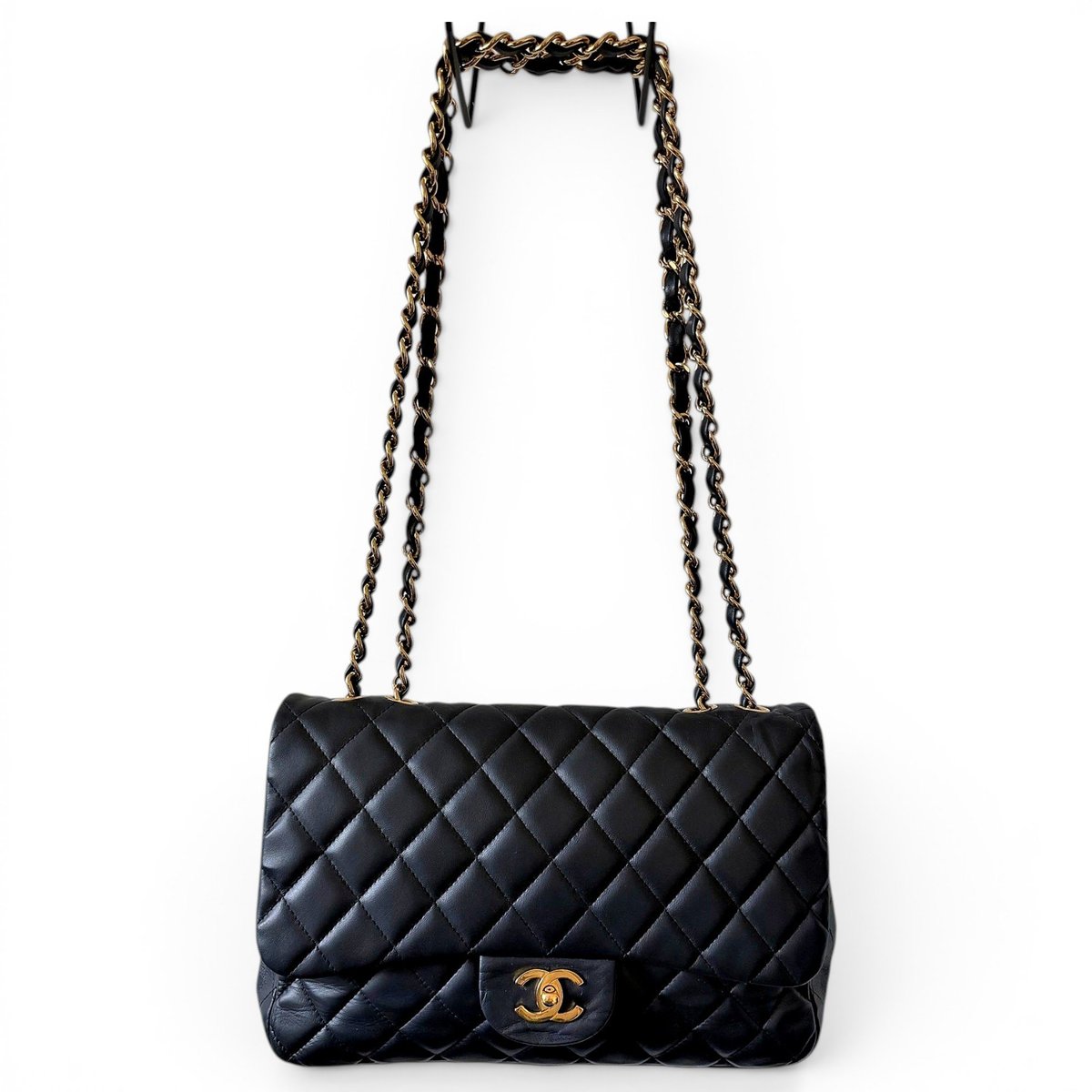 Timeless/Classique leather crossbody bag