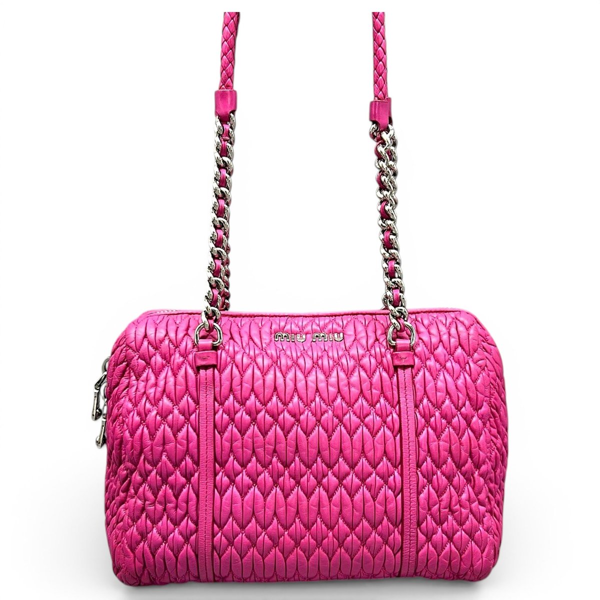 Matelassé leather handbag