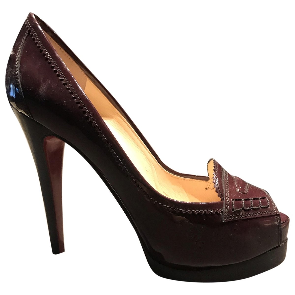 Lady Peep patent leather heels