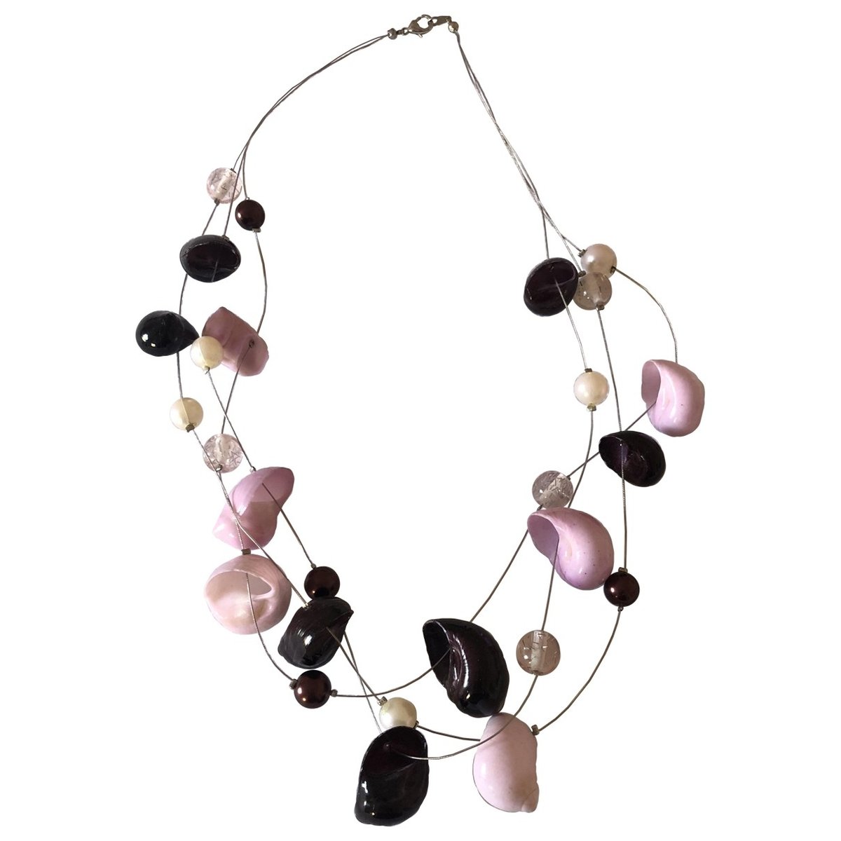 Motifs Coquillages pearls necklace