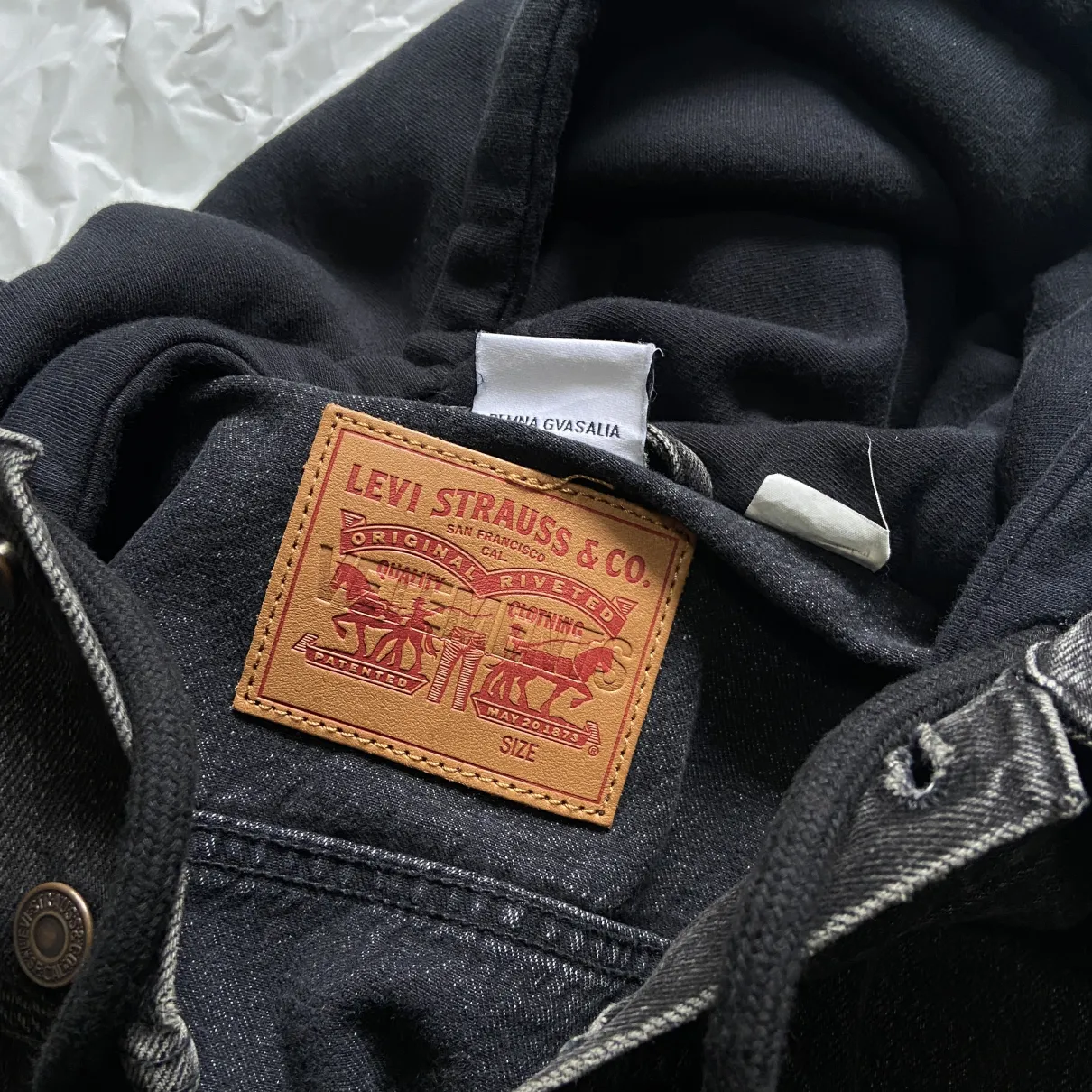 Jacket VETEMENTS X Levi's Black size L International in Denim - Jeans -  30525293