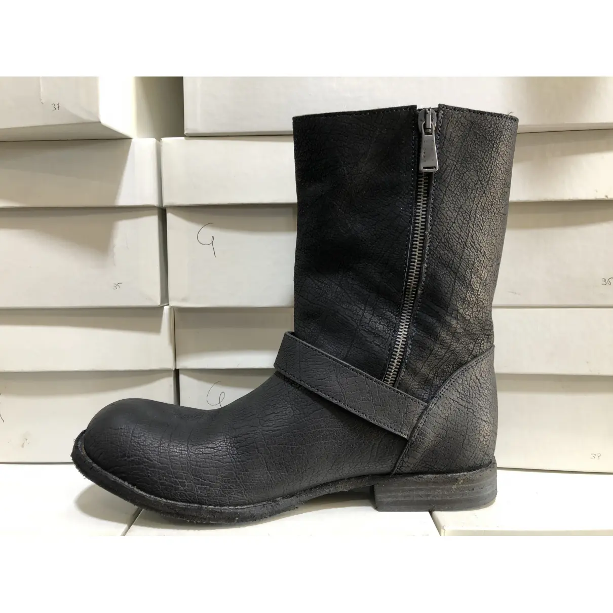 Buy 10Sei0Otto Leather boots online