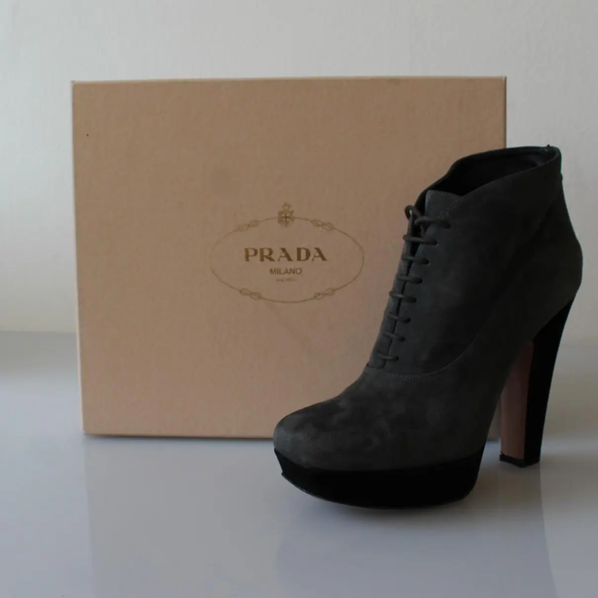 Lace up boots Prada