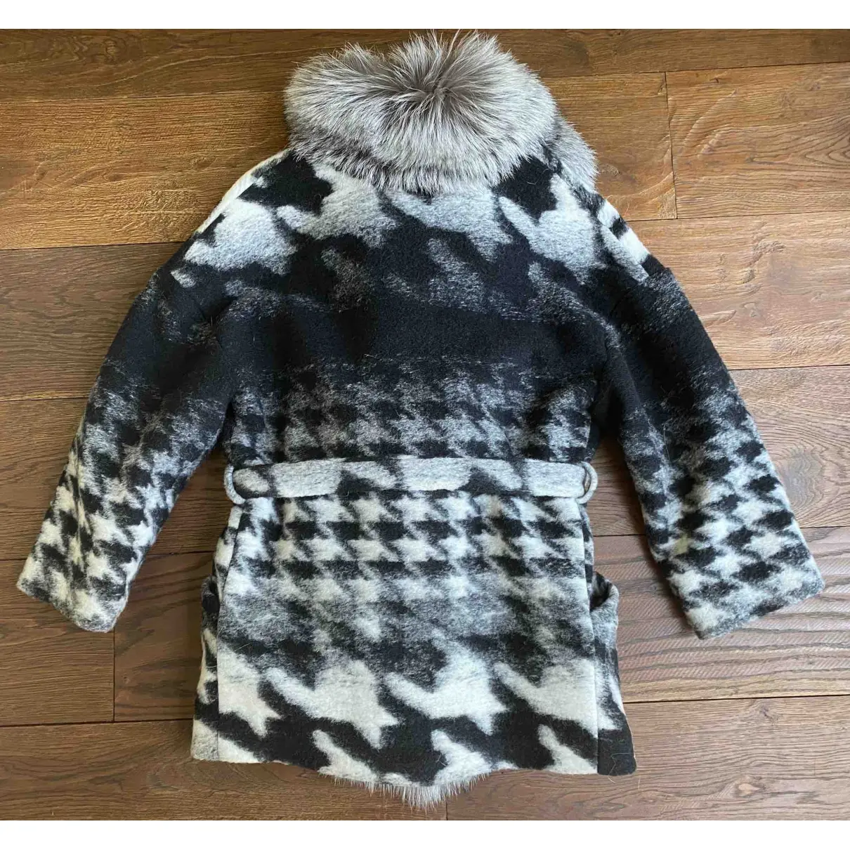 Buy AVA ADORE Wool coat online