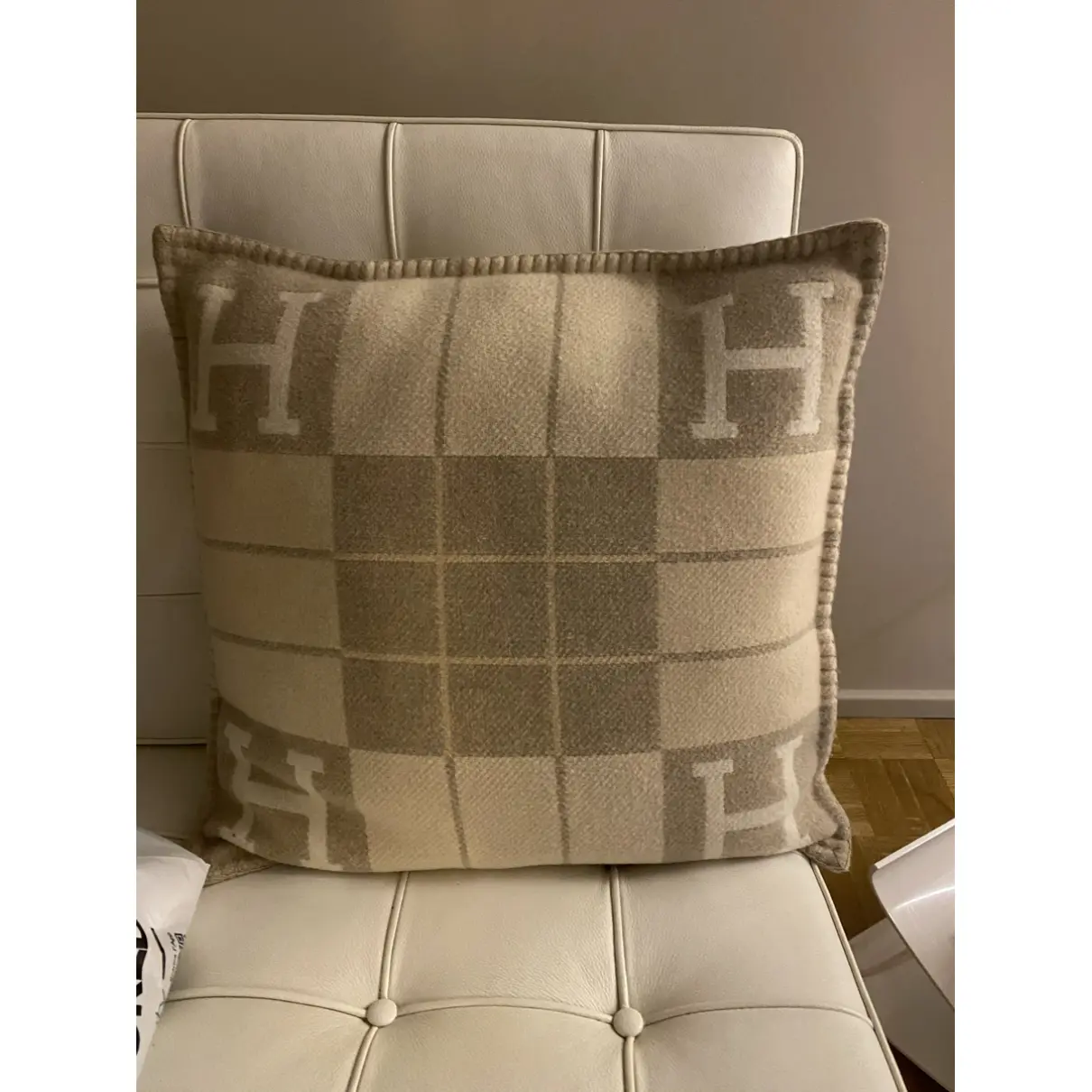 Avalon cashmere cushion Hermès