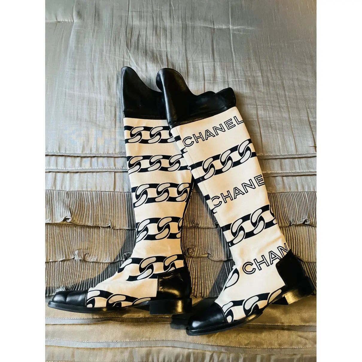 Buy Chanel Cloth ankle boots online - Vintage