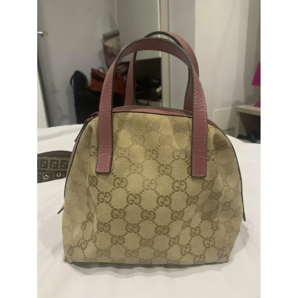 Buy Gucci Cloth handbag online