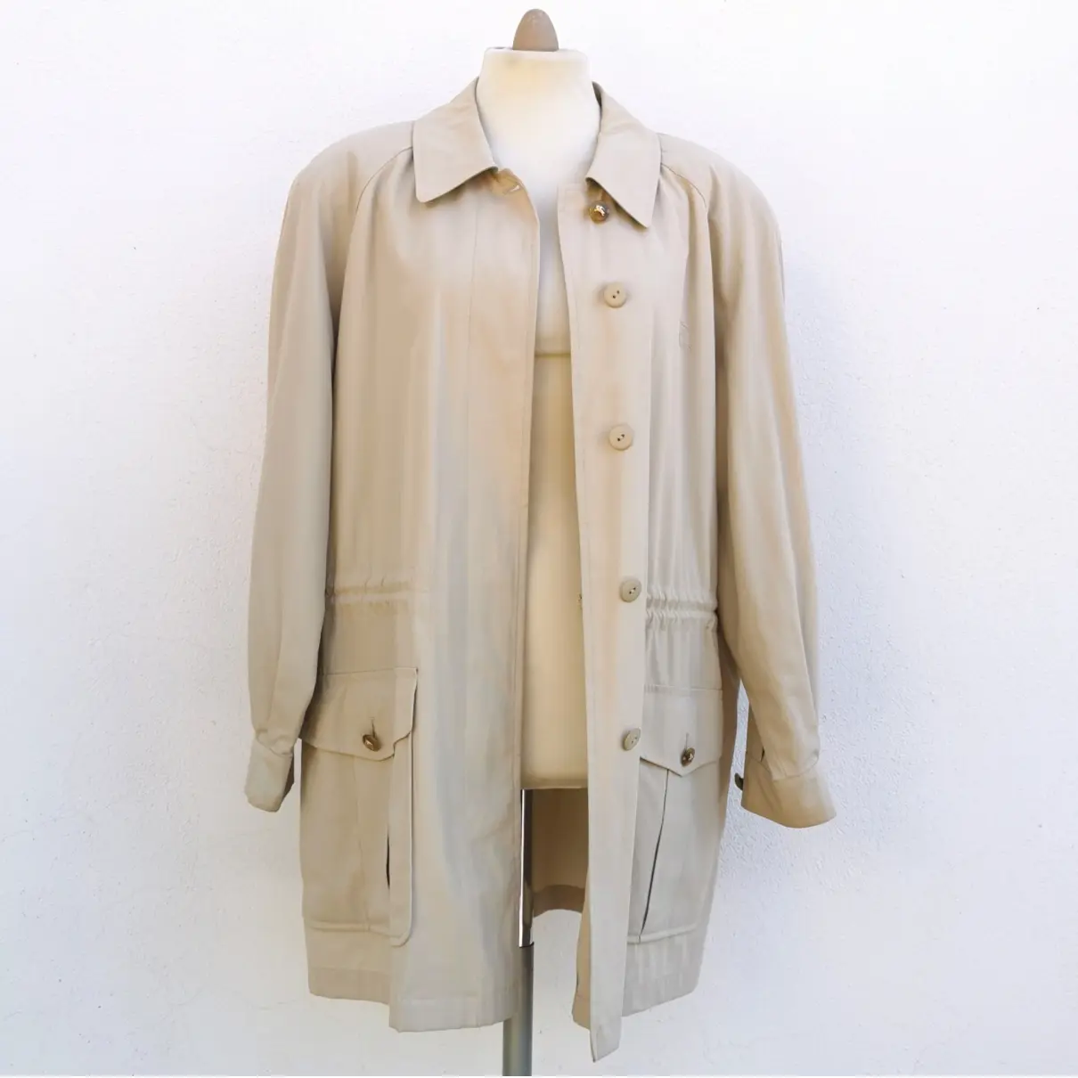 Luxury Burberry Trench coats Women - Vintage