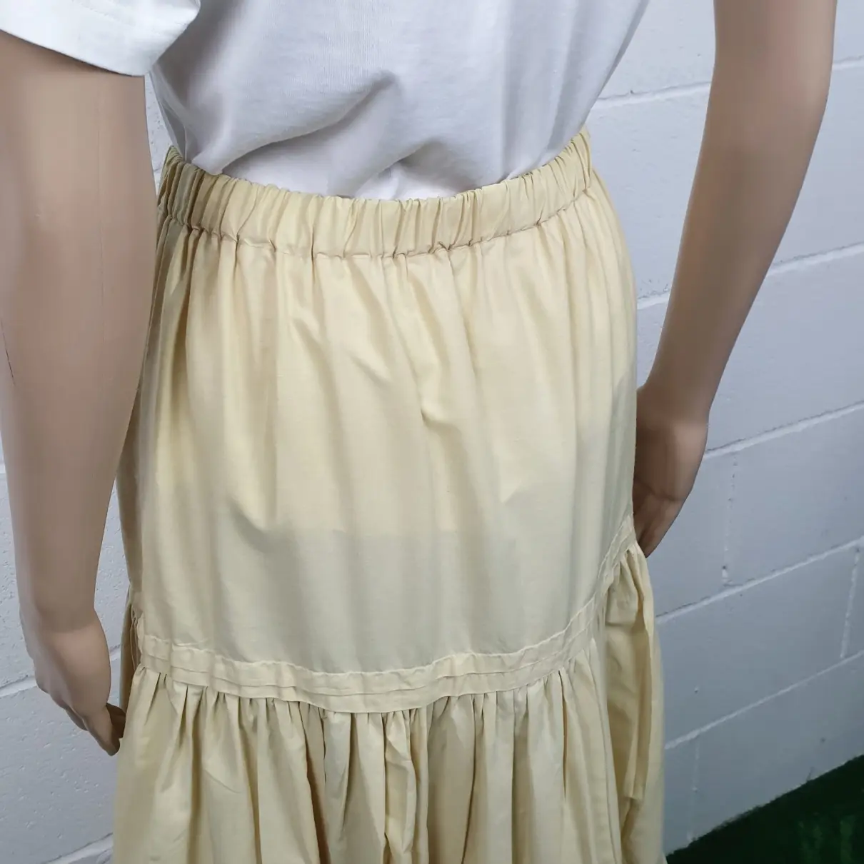 Luxury Romeo Gigli Skirts Women - Vintage
