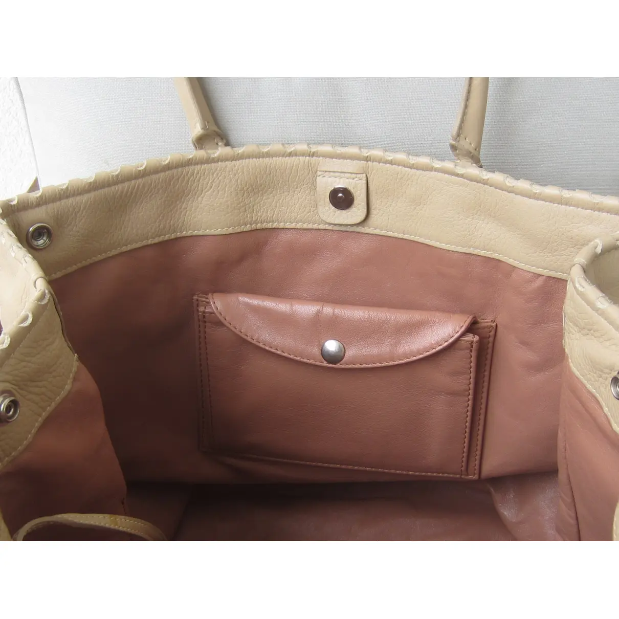 Buy Alaïa Leather tote online