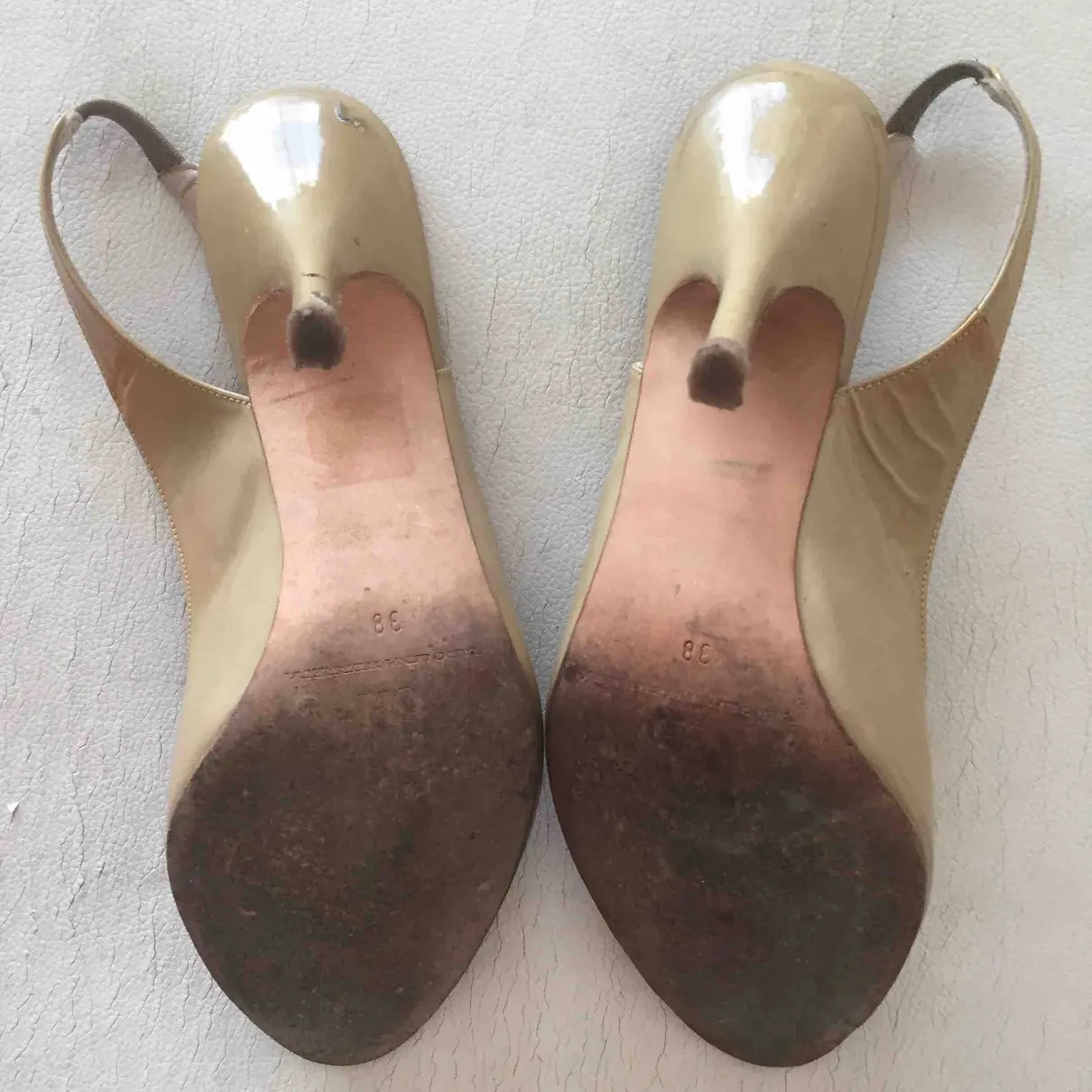 Buy Carolina Herrera Leather heels online
