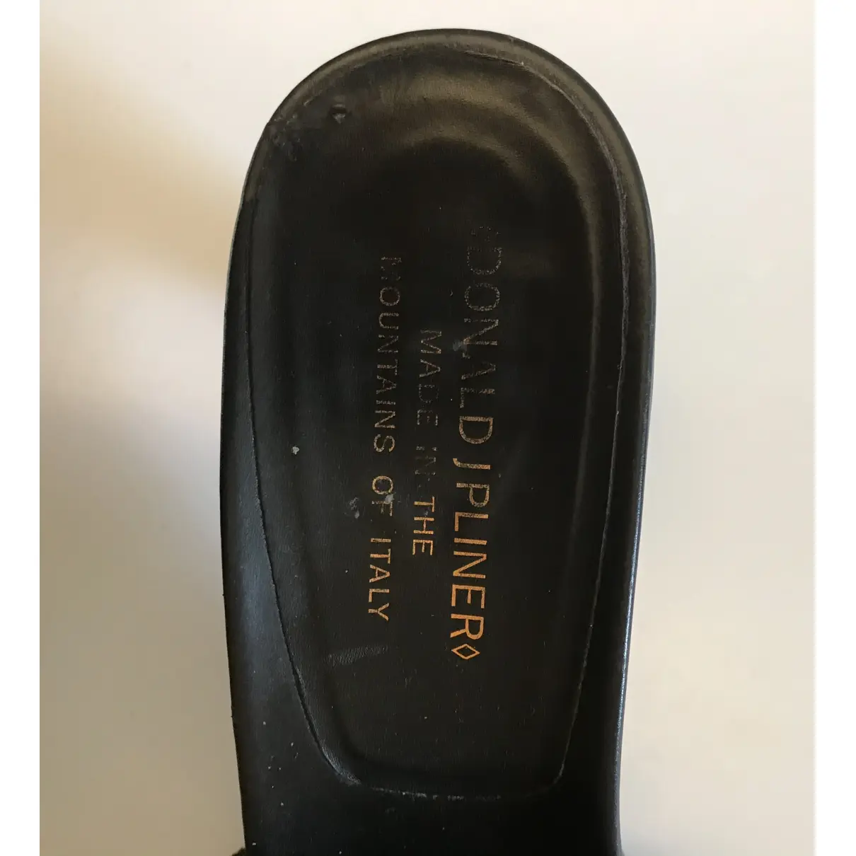 Leather sandal DONALD PLINER