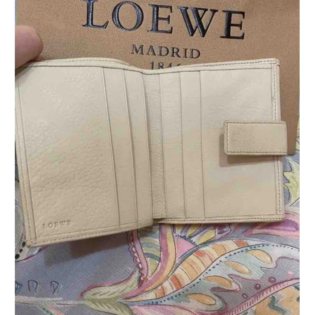 Luxury Loewe Wallets Women