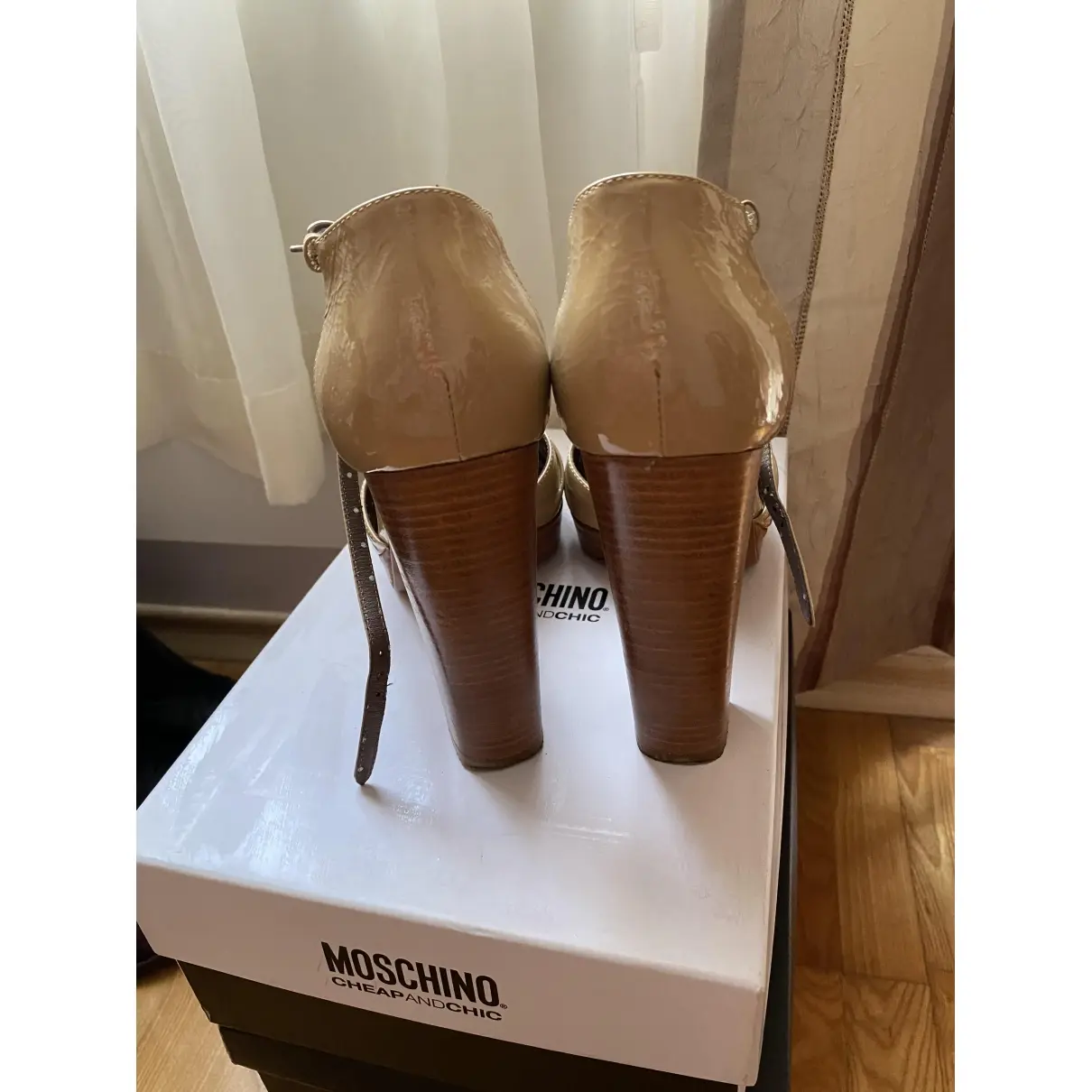 Leather sandal Moschino Cheap And Chic