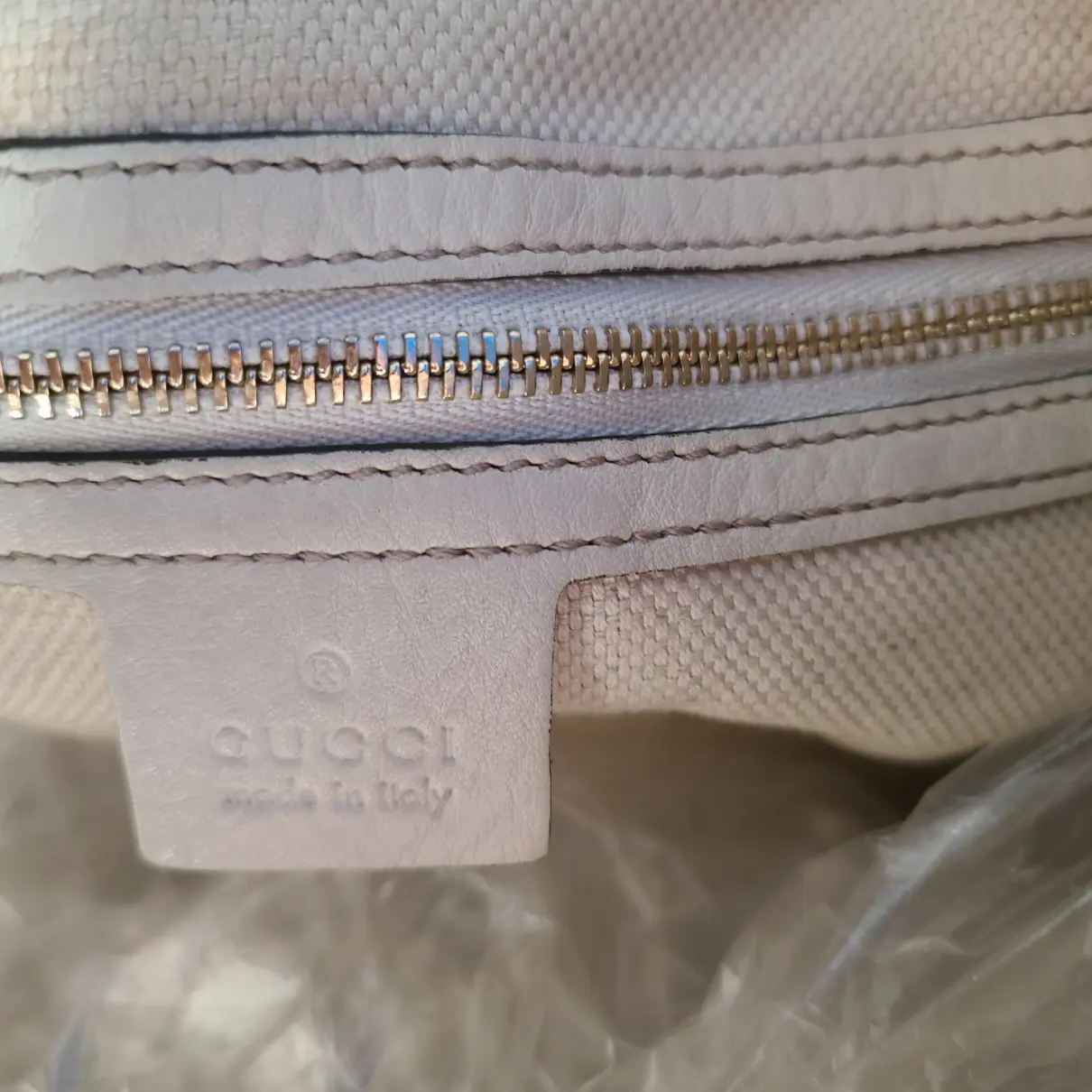Buy Gucci Soho Top Handle leather handbag online