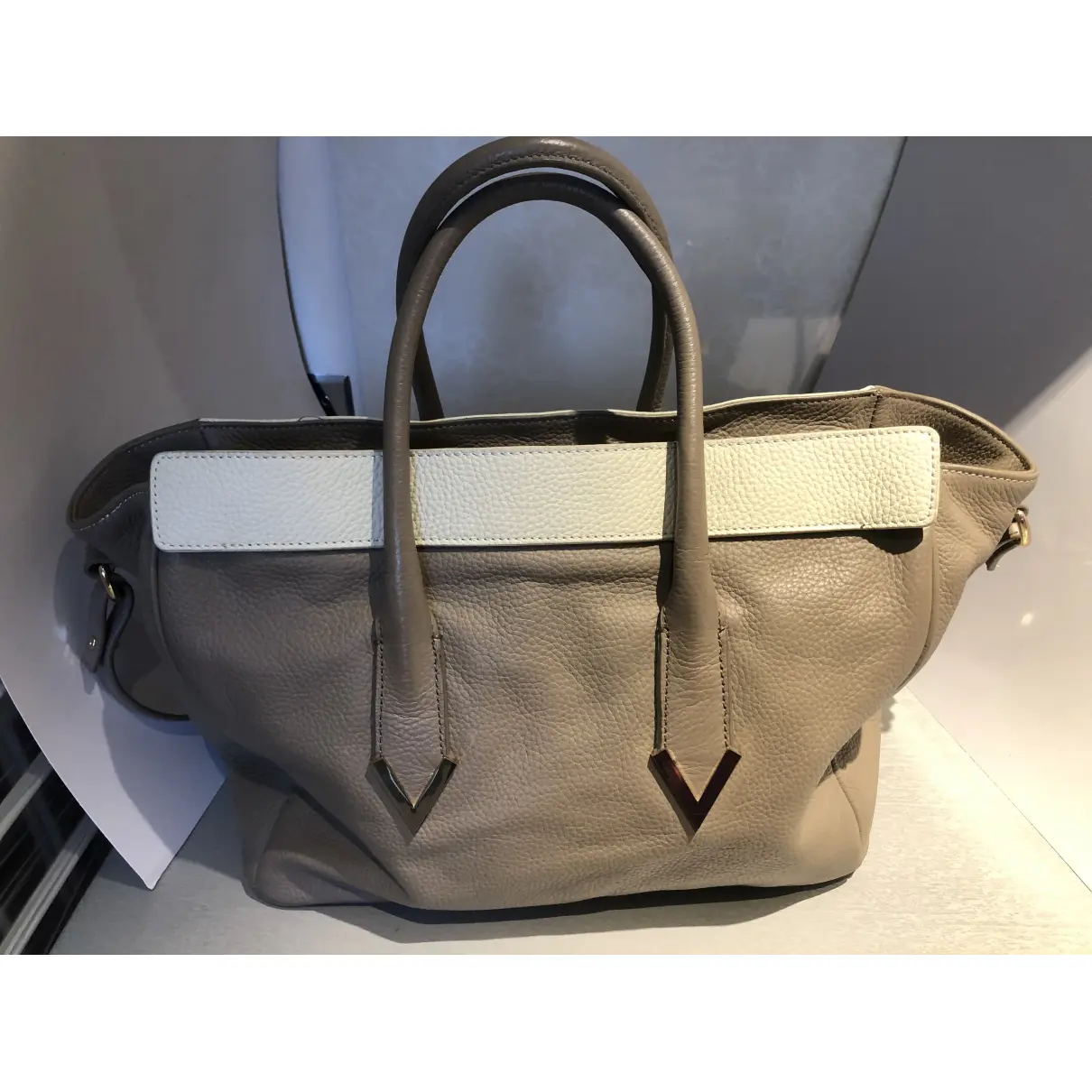 Buy V 73 Leather handbag online