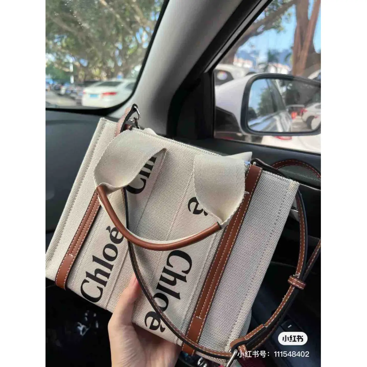 Buy Chloé Woody leather tote online