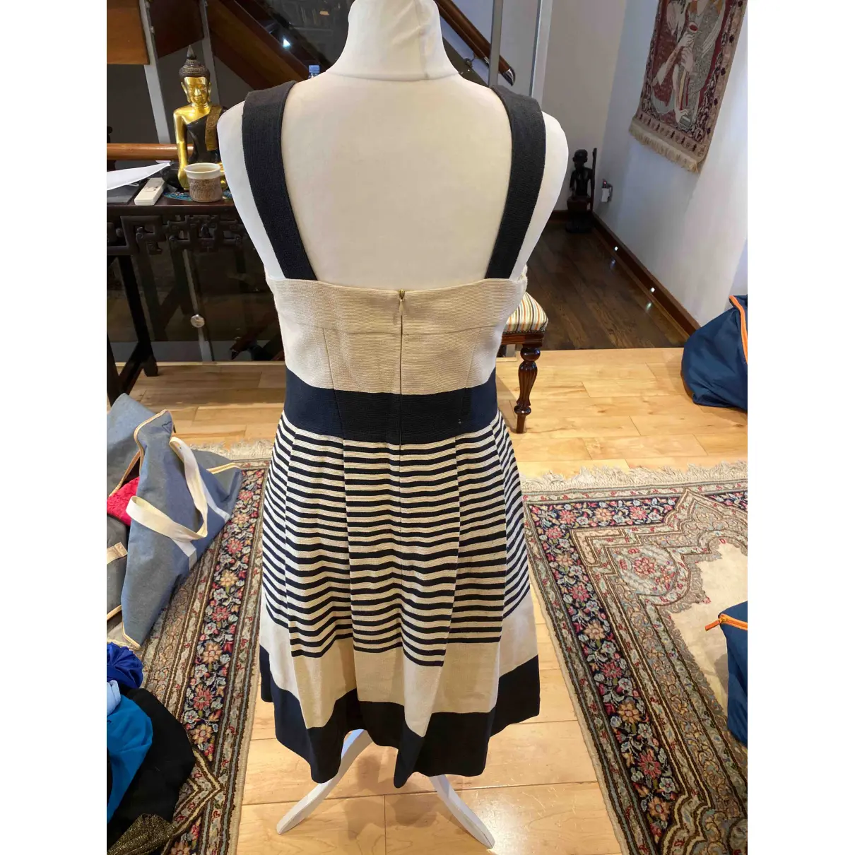 Buy Tara Jarmon Linen mid-length dress online