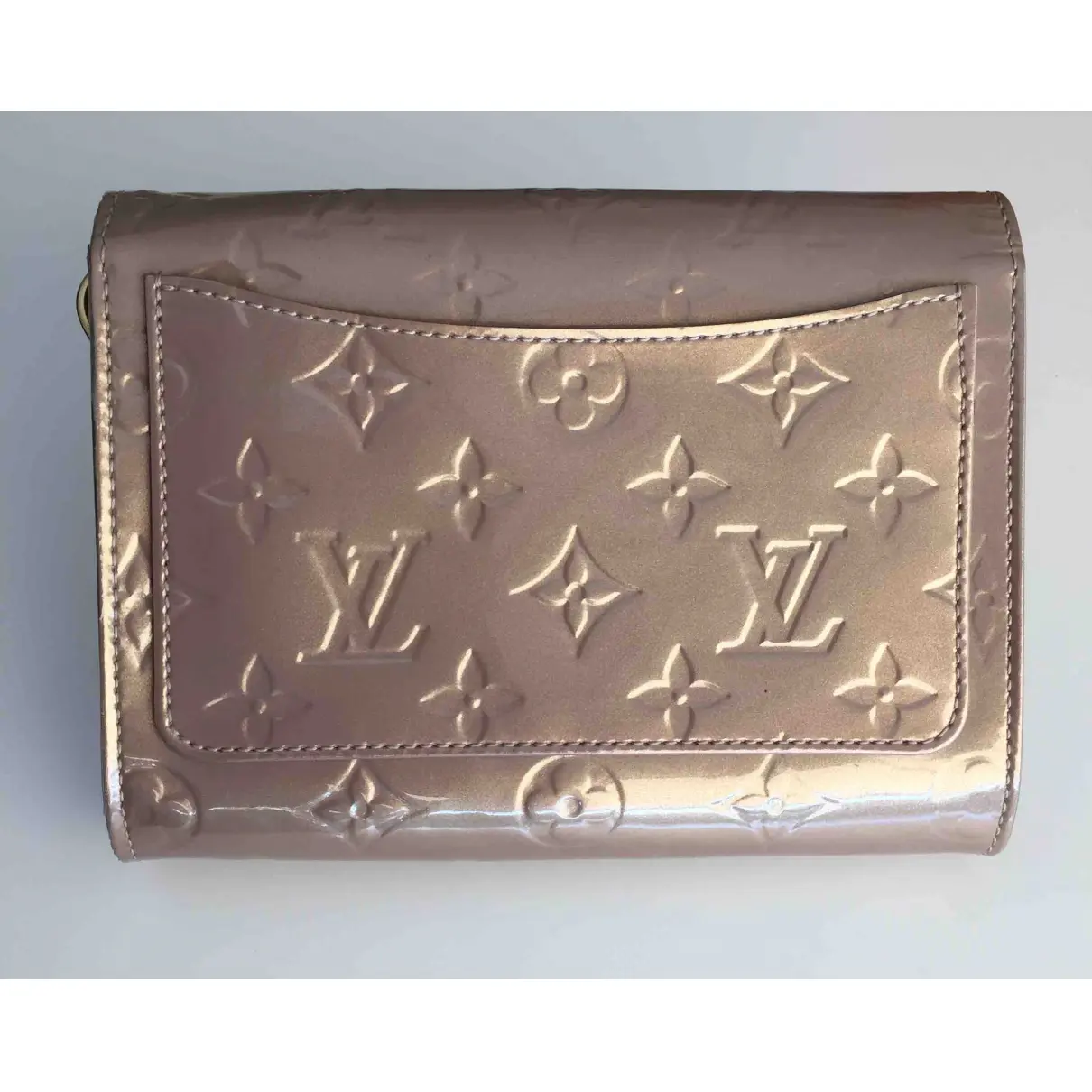 Patent leather handbag Louis Vuitton