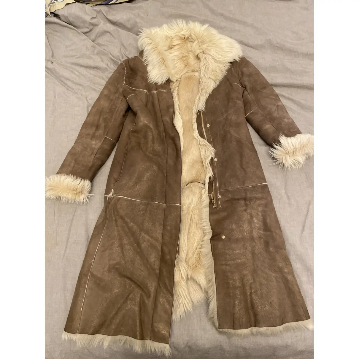 Shearling coat Burberry