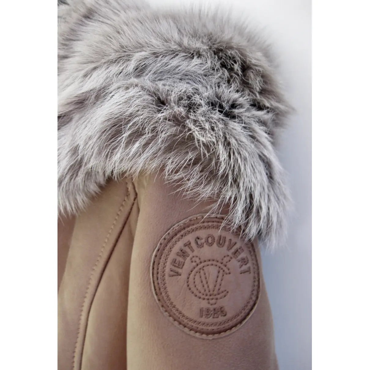 Buy Ventcouvert Shearling coat online