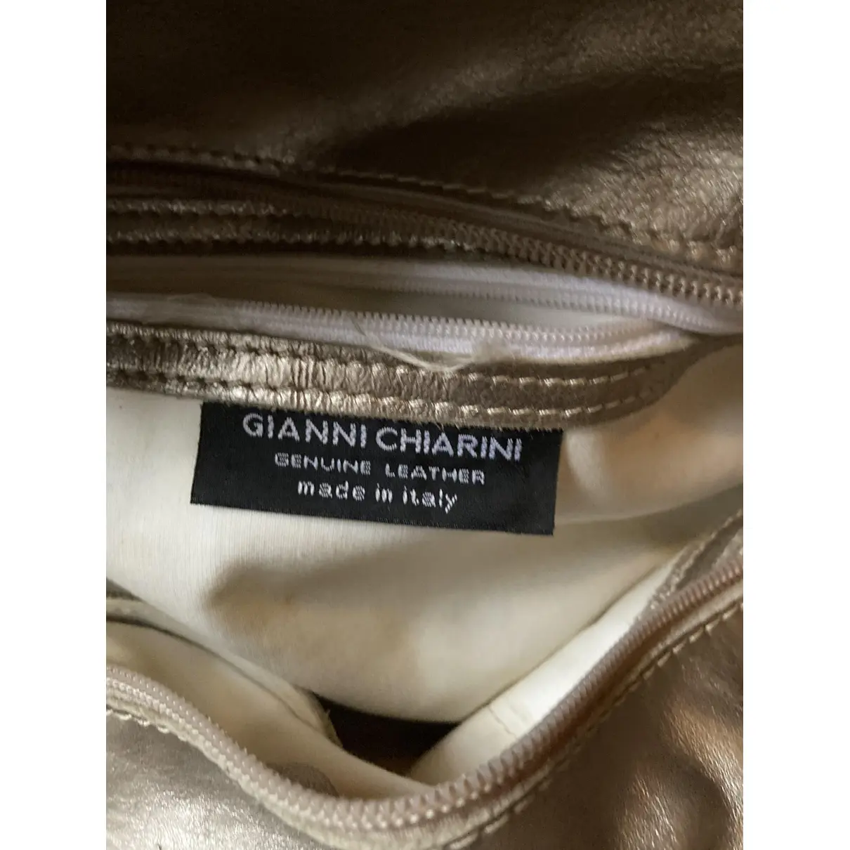 Luxury Gianni Chiarini Handbags Women