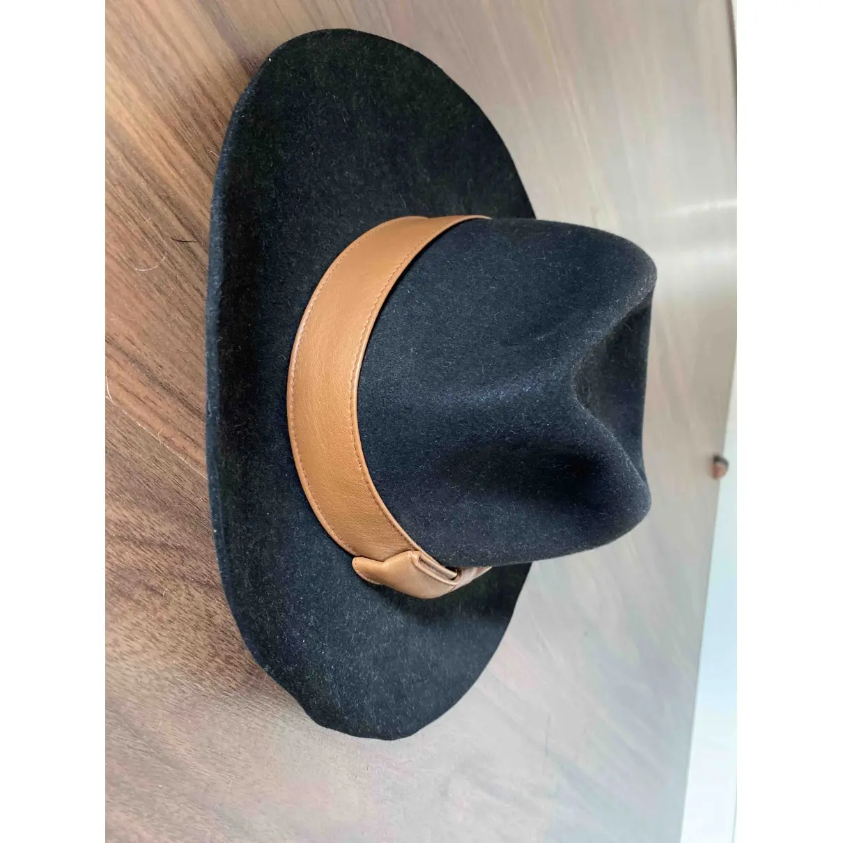Buy Gucci Cashmere hat online - Vintage