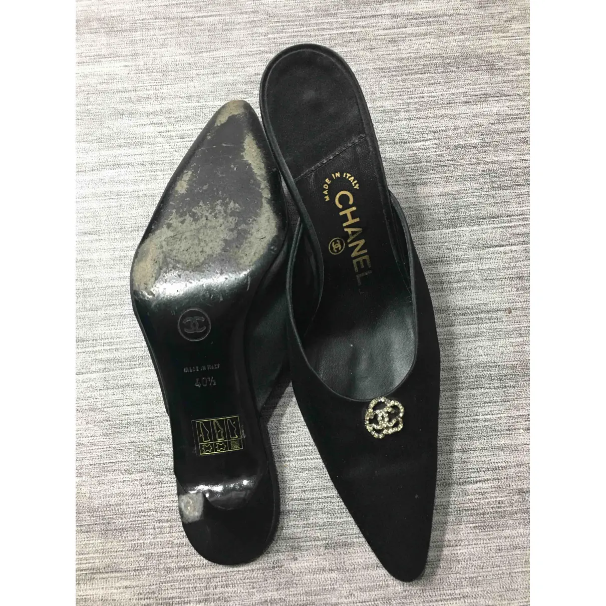 Buy Chanel Cloth heels online
