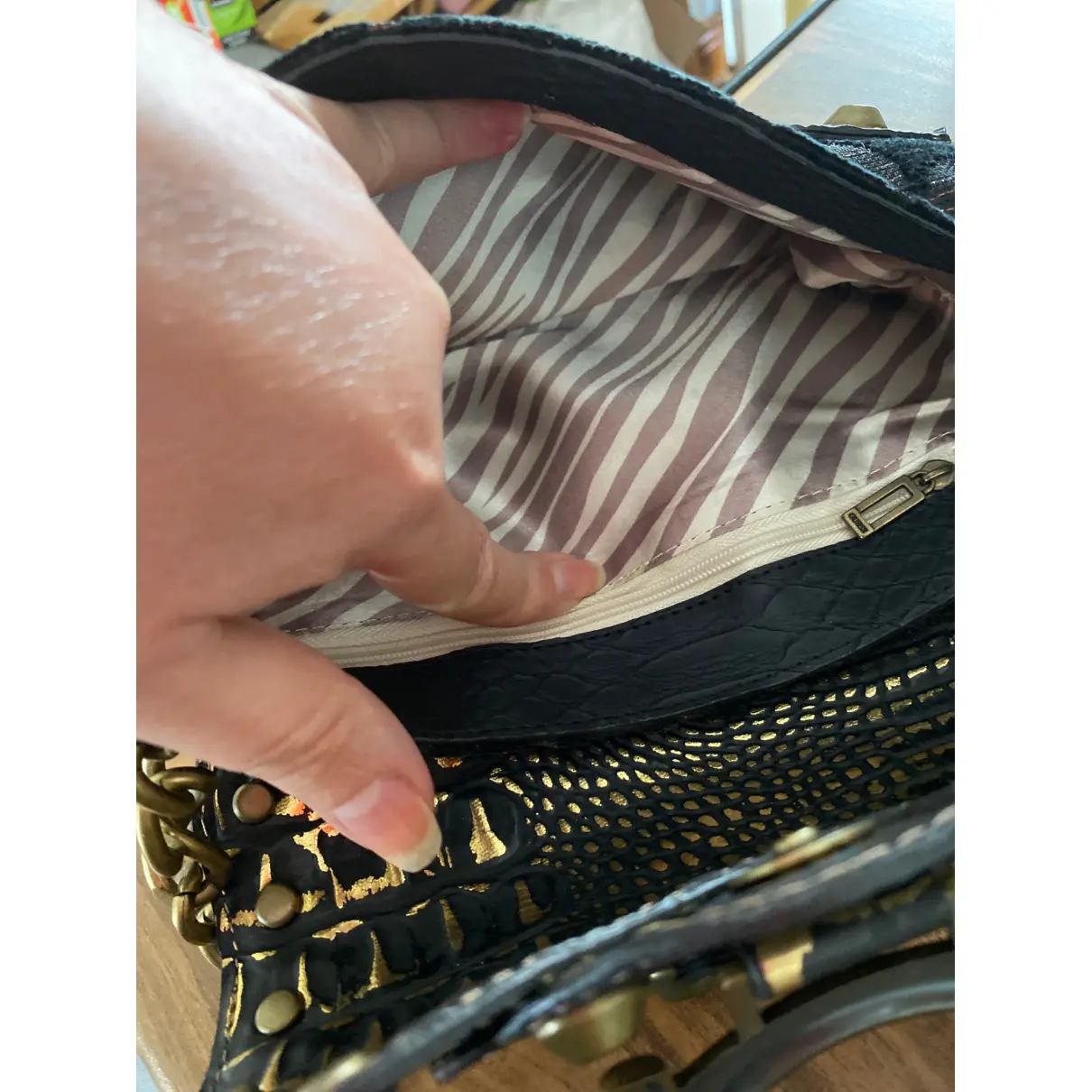 Cloth handbag GUESS - Vintage