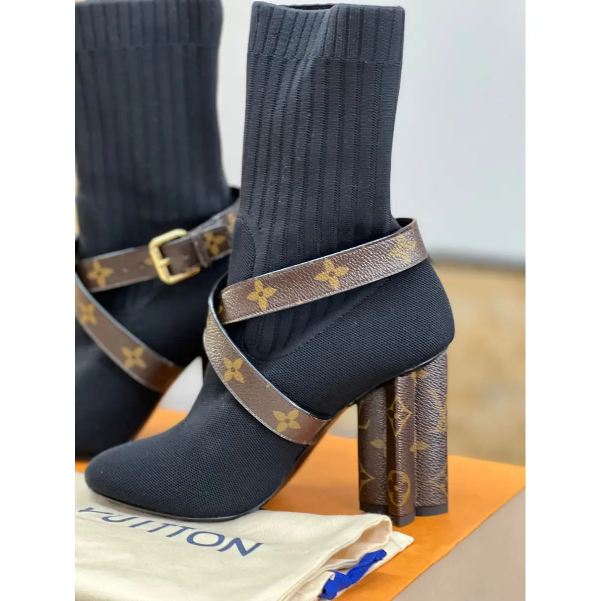 Cloth ankle boots Louis Vuitton