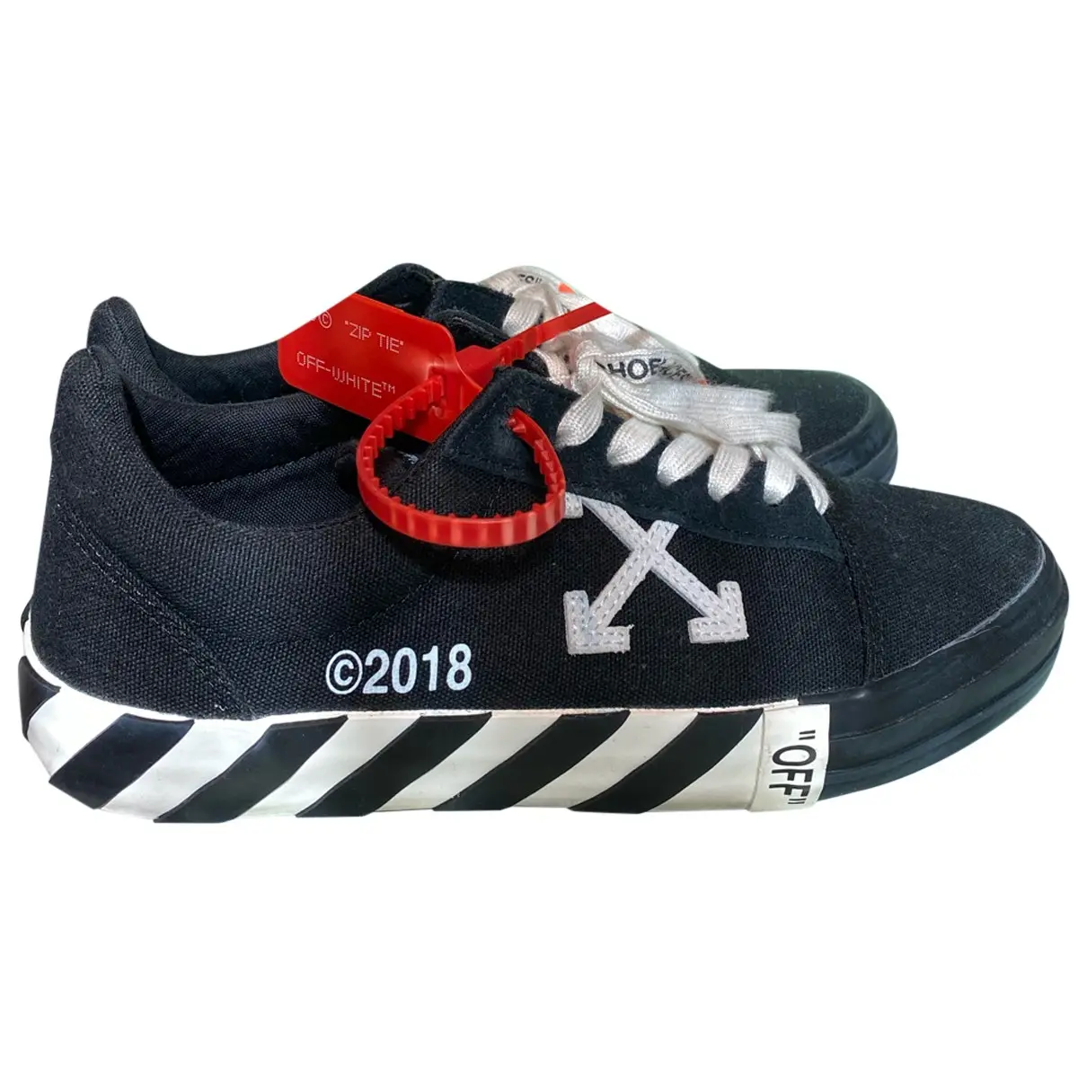 Low Top cloth trainers Off-White