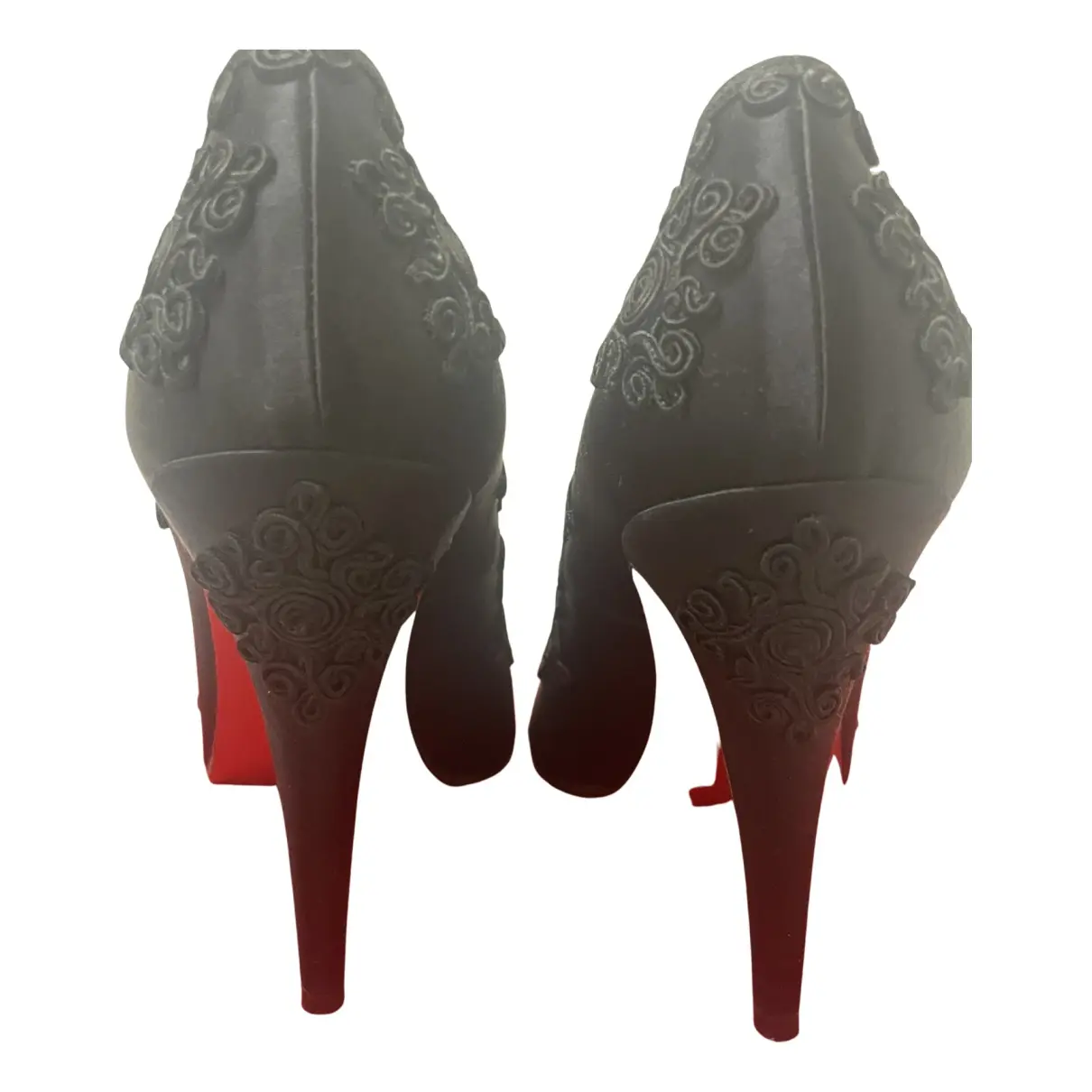 Buy Christian Louboutin Simple pump cloth heels online