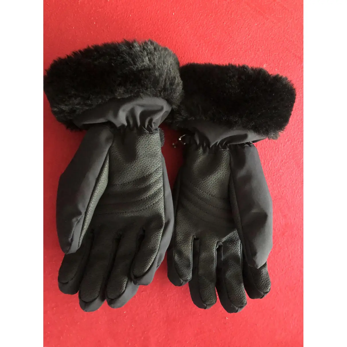 Buy Colmar Gloves online