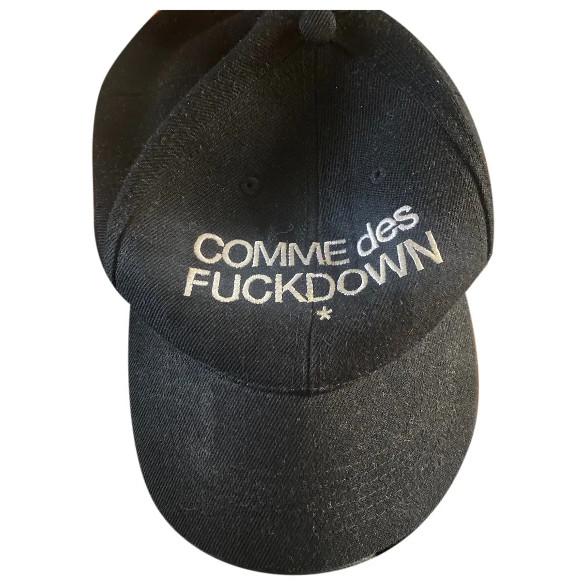 Hat Comme des fuckdown