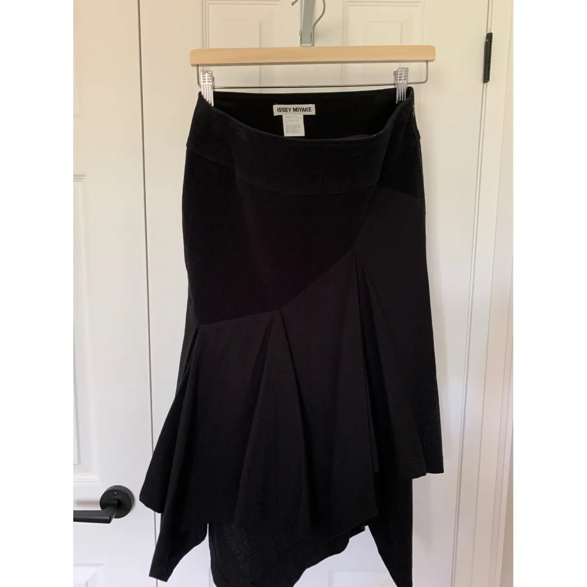 Mid-length skirt Issey Miyake