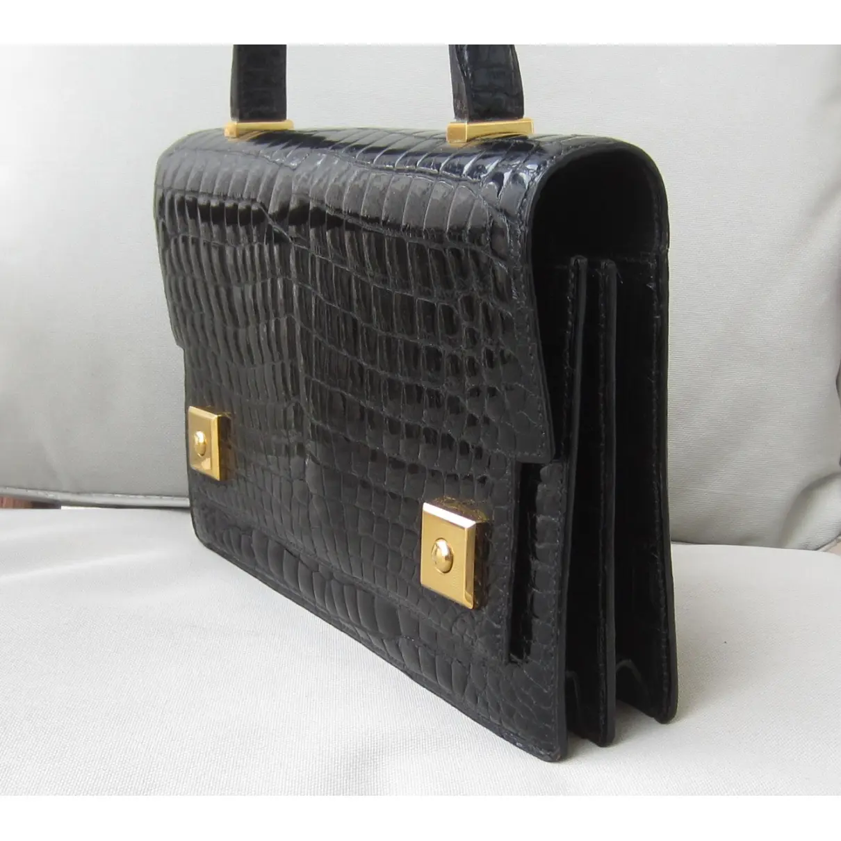 Buy Hermès Piano crocodile handbag online - Vintage