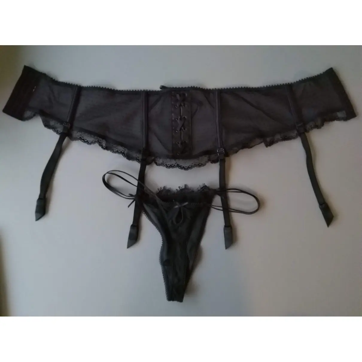 Buy Le Bon Marché Lace lingerie set online