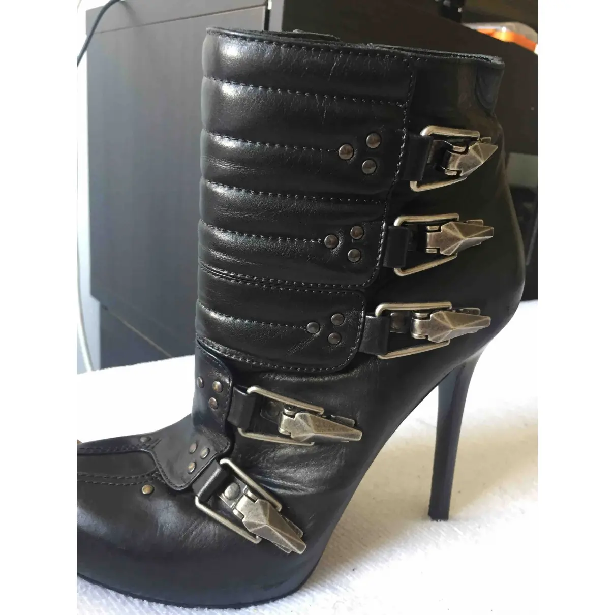 Alexander McQueen Leather ankle boots for sale