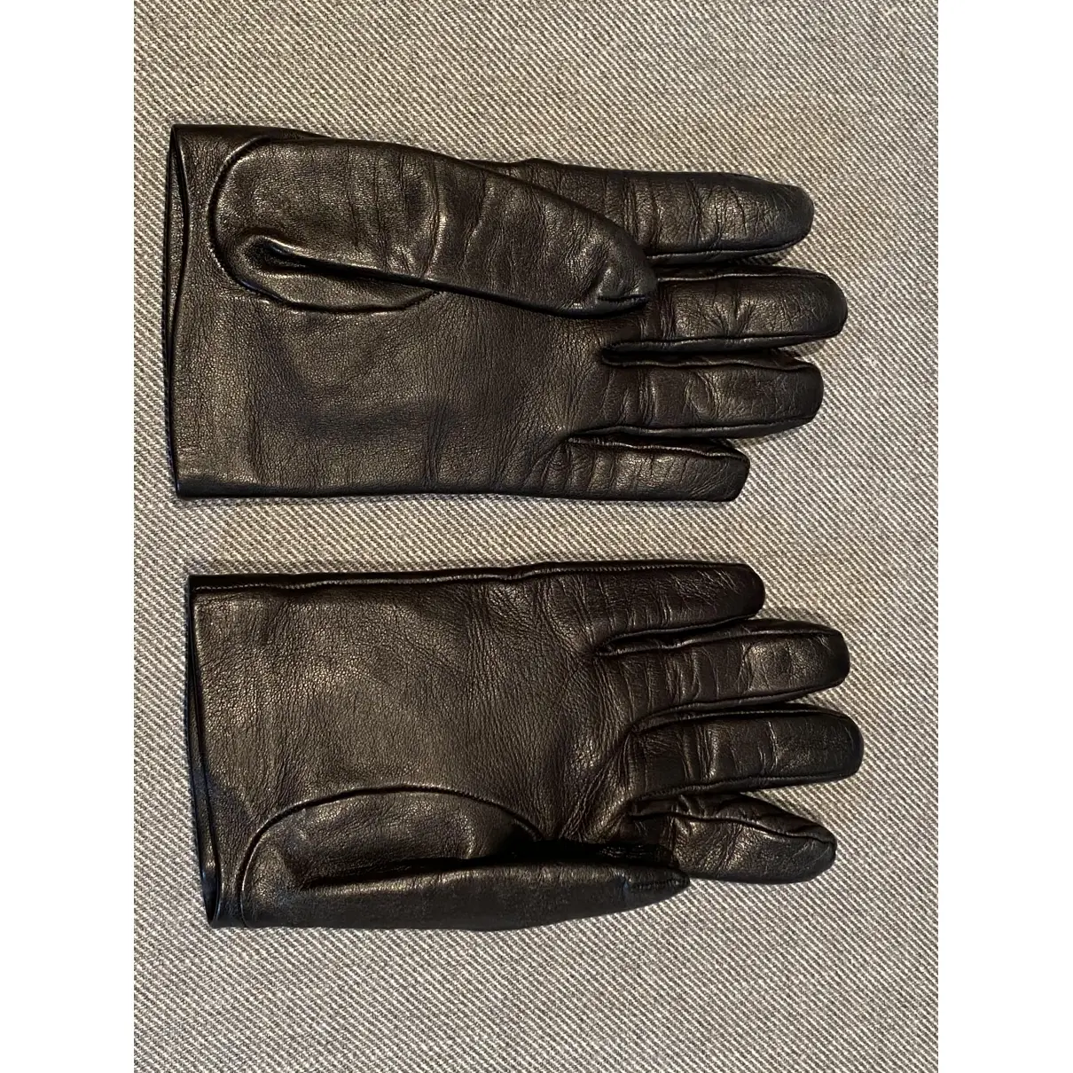 Luxury Alexander McQueen Gloves Women