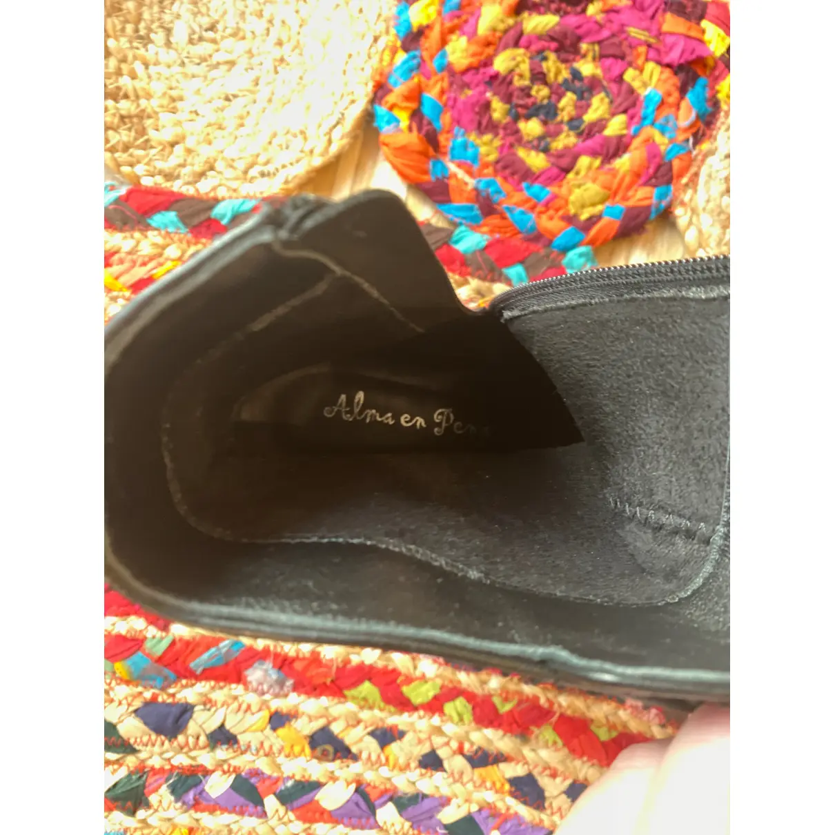 Buy Alma en Pena Leather ankle boots online