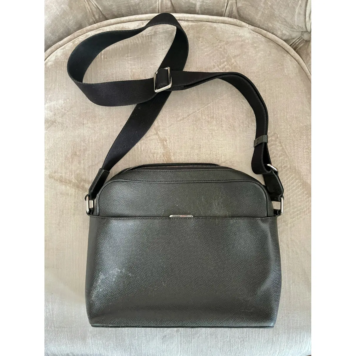 Anton leather bag Louis Vuitton